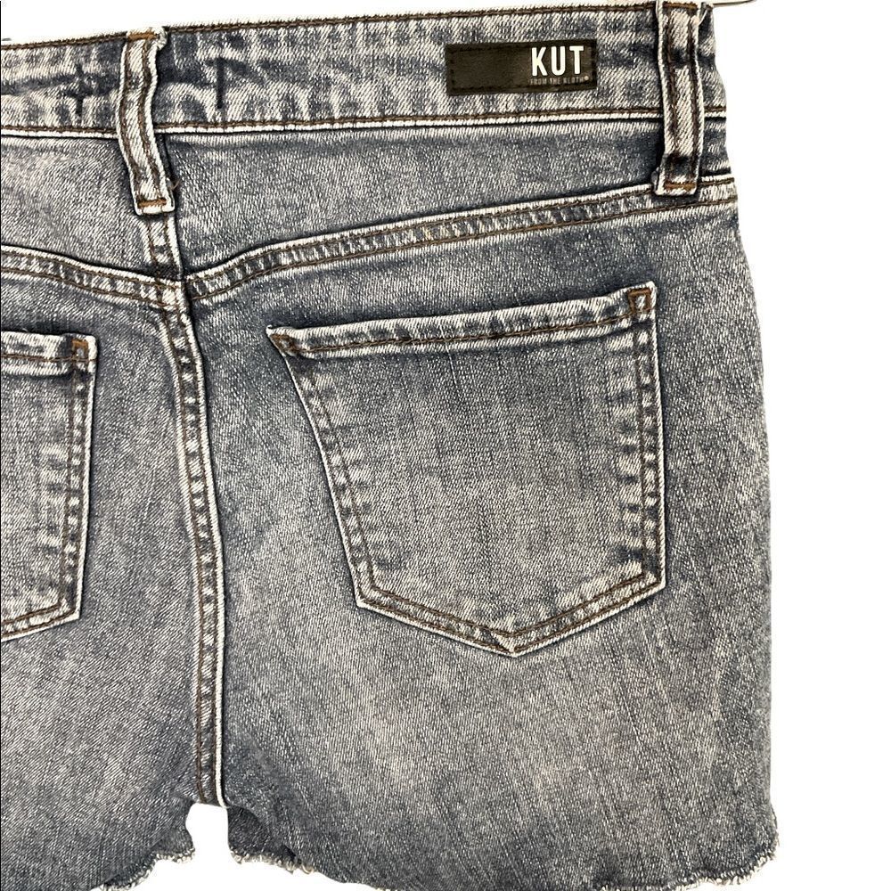 Kut from the kloth gidget fray shorts size 4 - Picture 4 of 8